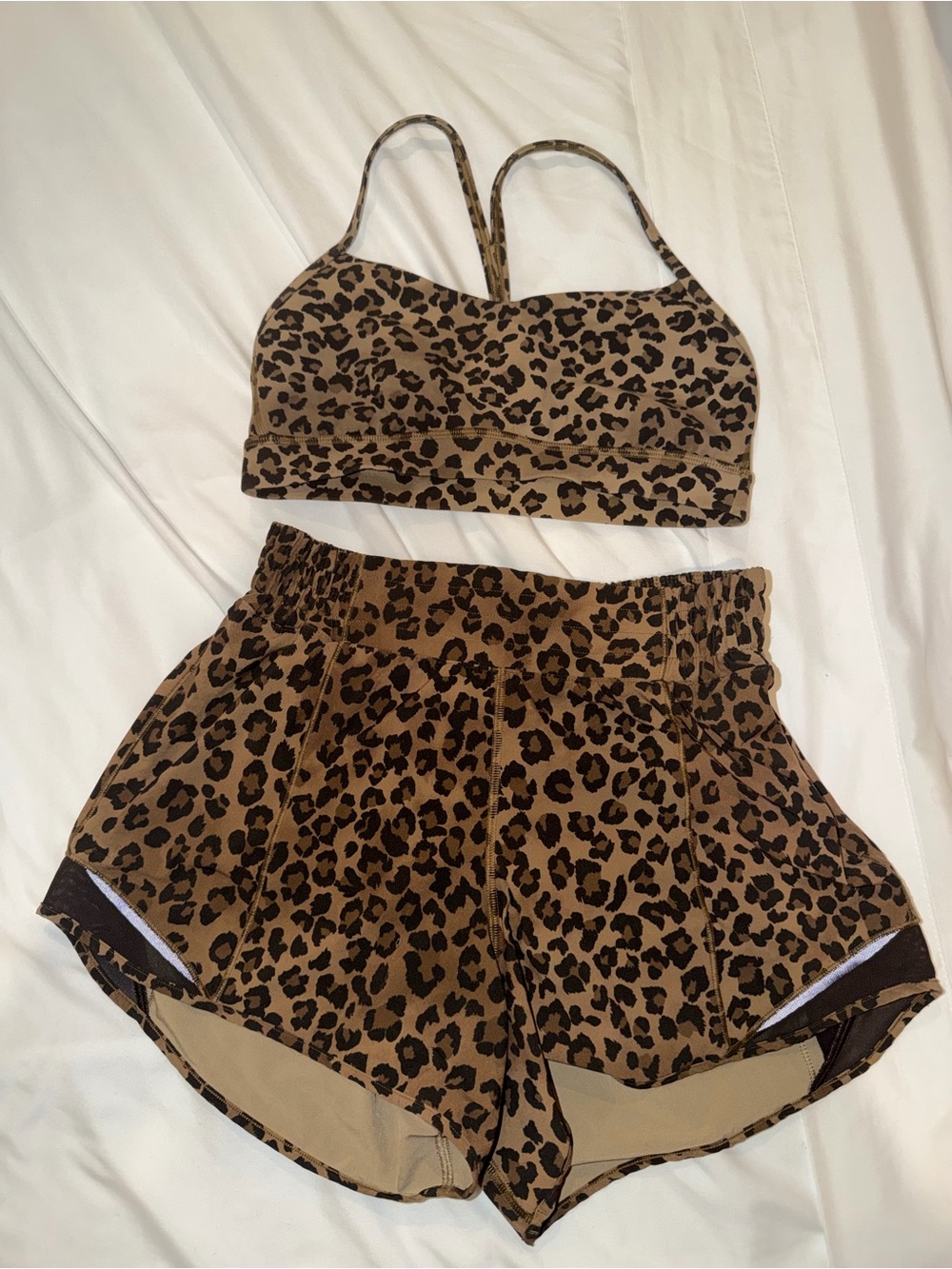 Lululemon leopard set
